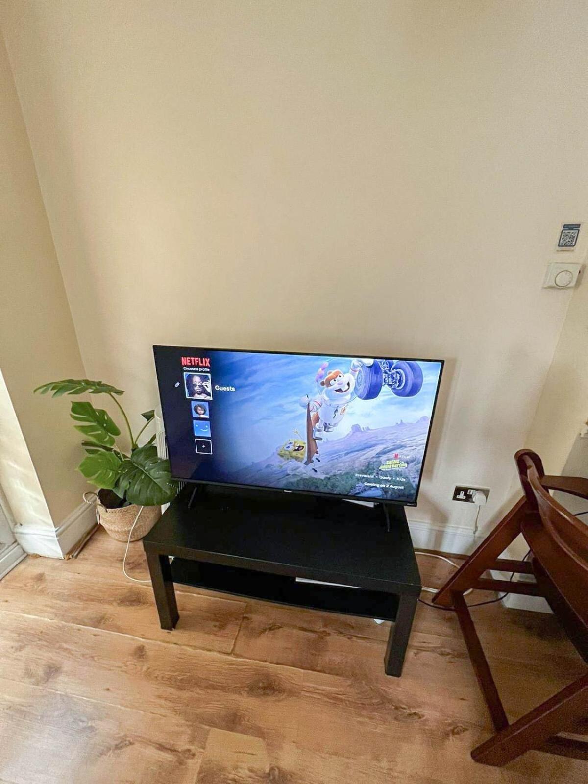 Lovely 1 Bedroom Flat In West Kensington London, Shepherd's Bush Apartamento
